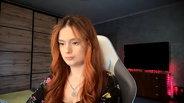 FoxyEmma online show from 04/08/26, 03:12