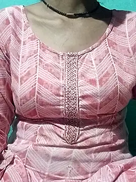 Snapshot of riyaa_sexyy chatting on 06/30/26, 07:53 riyaa sexyy online show from 06/30/26, 07:53