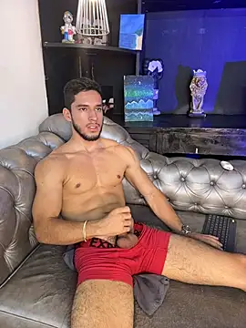 Snapshot of axel_tone chatting on 04/01/26, 09:54 axel tone online show from 04/01/26, 09:54