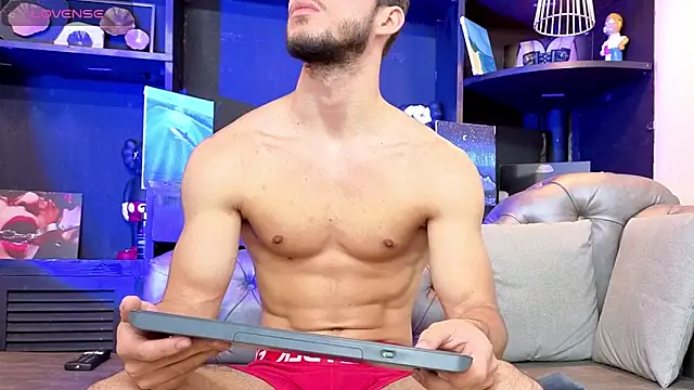 Snapshot of axel_tone chatting on 04/05/26, 11:40 axel tone online show from 04/05/26, 11:40