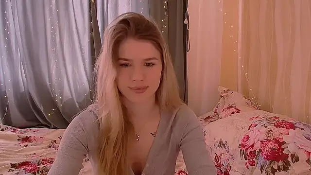 Snapshot of Alisa_Swan_ chatting on 05/12/26, 10:23 Alisa Swan online show from 05/12/26, 10:23