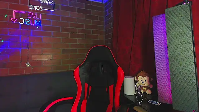 adisson2  online show from 03/31/26, 05:19