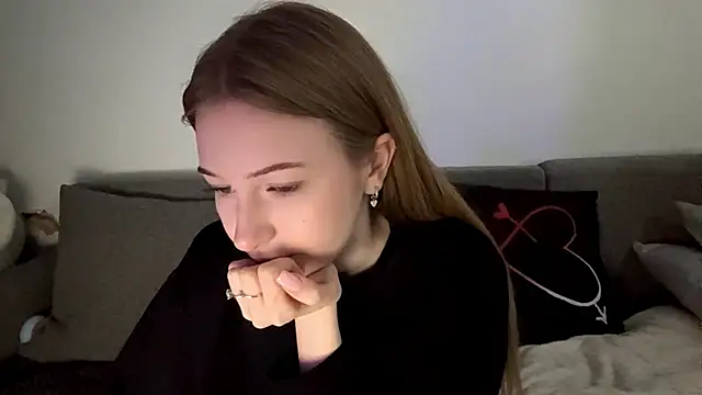 KatrineDrea online show from 04/20/26, 03:15