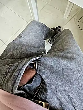 orate1919 online show from 04/22/26, 04:52