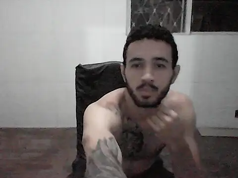 Snapshot of NoxxVx chatting on 04/02/26, 01:03 NoxxVx online show from 04/02/26, 01:03