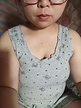 Snapshot of jas-cutle chatting on 05/19/26, 01:44 jas-cutle online show from 05/19/26, 01:44