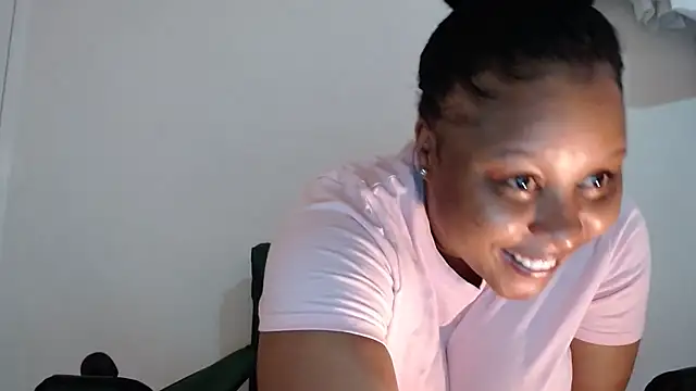 xxZoeyx online show from 03/10/25, 07:21