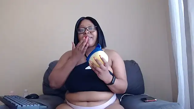 Snapshot of xxZoeyx chatting on 02/09/26, 04:38 xxZoeyx online show from 02/09/26, 04:38