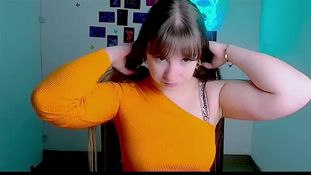 Tiffani Angel online show from 05/05/26, 05:37