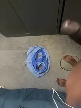 nightpapie2 online show from 04/01/26, 01:41