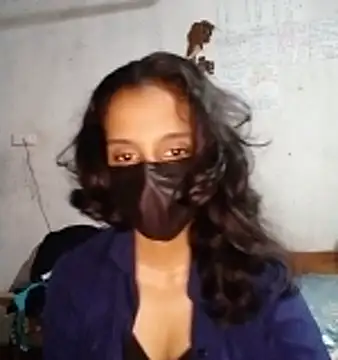 Snapshot of manu_babe chatting on 03/31/26, 04:51 manu babe online show from 03/31/26, 04:51