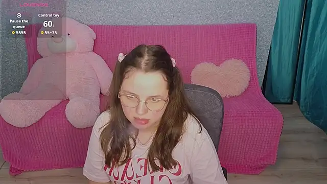SofiDreamm online show from 05/04/26, 07:43