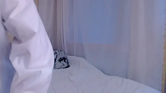 Snapshot of miss_ethel chatting on 04/27/26, 04:16 miss ethel online show from 04/27/26, 04:16
