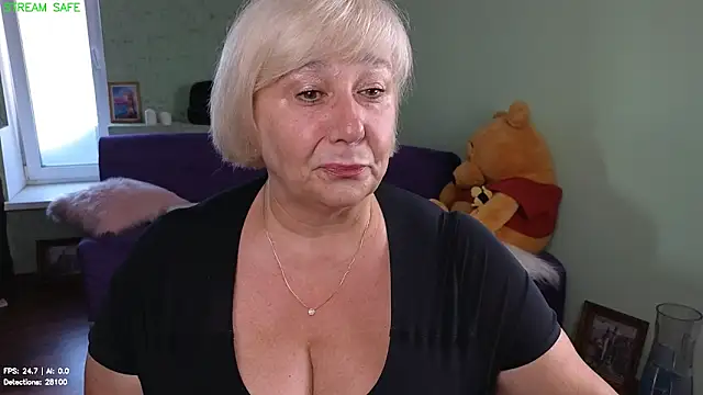 Snapshot of Milane_Milky chatting on 06/19/26, 05:01 Milane Milky online show from 06/19/26, 05:01