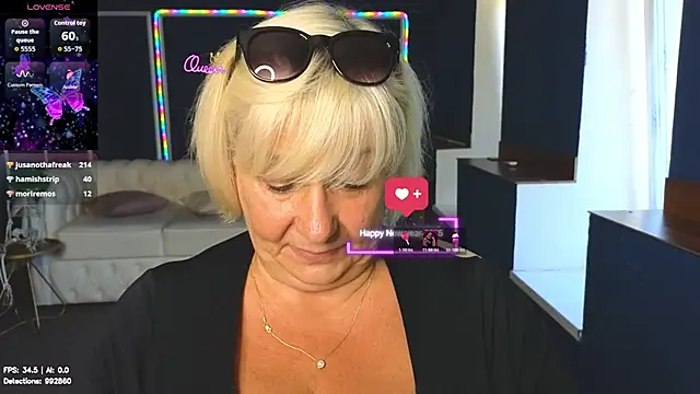 Snapshot of Milane_Milky chatting on 08/03/26, 09:04 Milane Milky online show from 08/03/26, 09:04