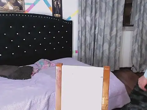 AdhaaraMoon  online show from 04/13/26, 08:03