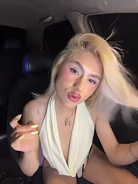 Lia fire online show from 04/02/26, 05:16