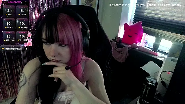 CutieTracer online show from 04/28/26, 10:20
