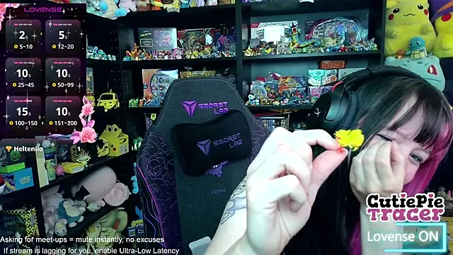 Snapshot of CutieTracer chatting on 06/01/26, 01:57 CutieTracer online show from 06/01/26, 01:57