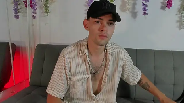 Snapshot of Dope_BoyGGs chatting on 03/31/26, 08:53 Dope BoyGGs online show from 03/31/26, 08:53