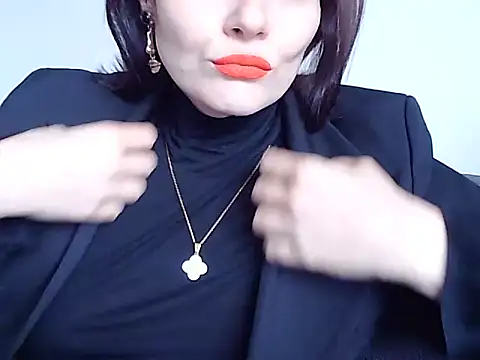 Kin Kueen online show from 03/31/26, 08:04