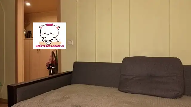 Snapshot of luvmp4 chatting on 03/31/26, 06:03 luvmp4 online show from 03/31/26, 06:03