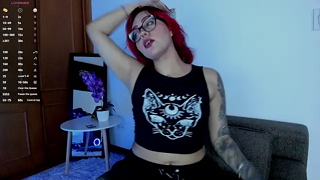 Violett Sykes online show from 04/13/26, 10:04