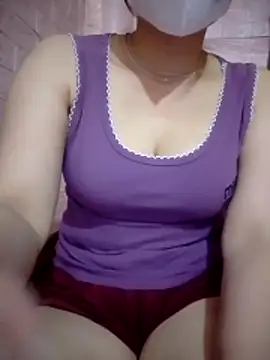 Mi-Naney online show from 05/09/26, 04:50