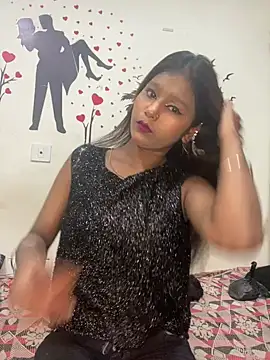 Snapshot of Cutiepie- chatting on 05/05/26, 06:38 Cutiepie- online show from 05/05/26, 06:38