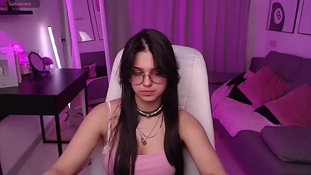 Snapshot of Jane_Fondaaa chatting on 06/04/26, 07:36 Jane Fondaaa online show from 06/04/26, 07:36
