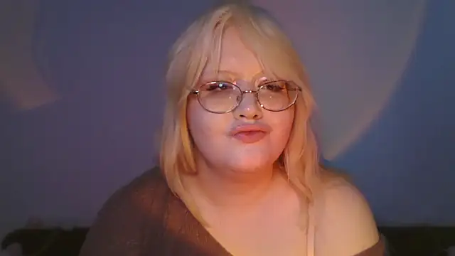 Snapshot of Elayne_Sweet chatting on 04/04/26, 08:12 Elayne Sweet online show from 04/04/26, 08:12