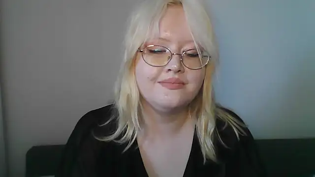 Snapshot of Elayne_Sweet chatting on 04/07/26, 09:21 Elayne Sweet online show from 04/07/26, 09:21