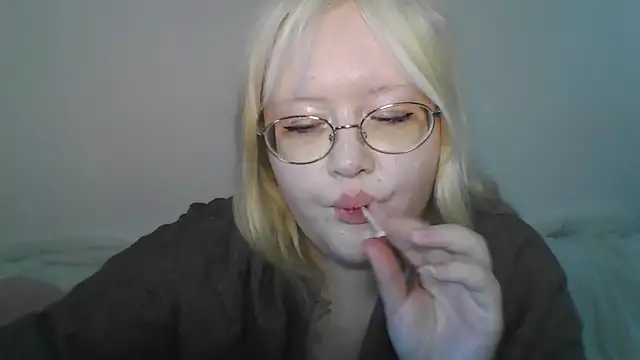 Snapshot of Elayne_Sweet chatting on 04/09/26, 08:09 Elayne Sweet online show from 04/09/26, 08:09