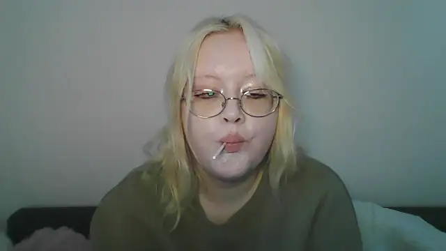 Snapshot of Elayne_Sweet chatting on 04/10/26, 08:08 Elayne Sweet online show from 04/10/26, 08:08