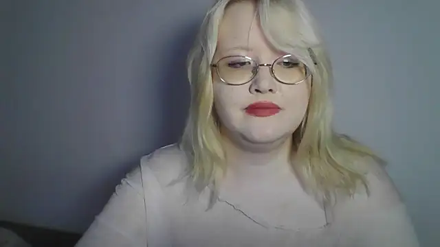Snapshot of Elayne_Sweet chatting on 06/26/26, 06:07 Elayne Sweet online show from 06/26/26, 06:07