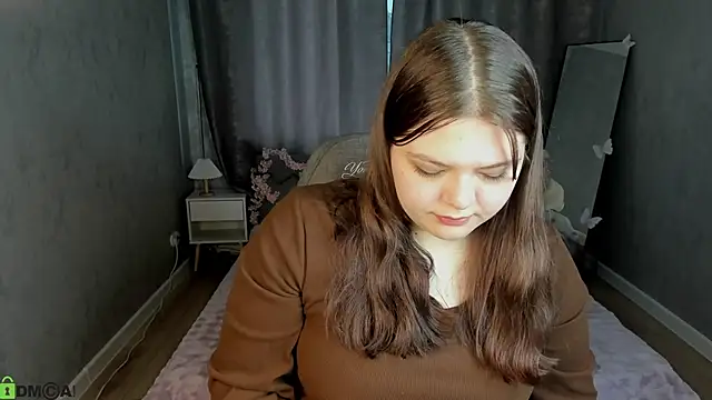 Evelyne Loo online show from 05/09/26, 01:11