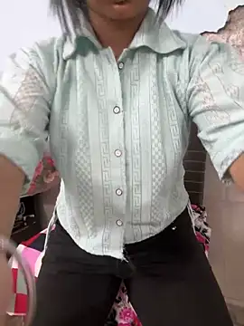 miss aaashikaa online show from 04/22/26, 08:50