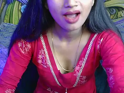 Snapshot of avni222 chatting on 05/08/26, 05:13 avni222 online show from 05/08/26, 05:13