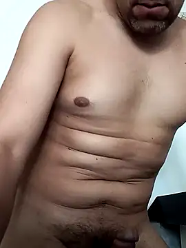 Snapshot of Charlond681 chatting on 03/31/26, 02:28 Charlond681 online show from 03/31/26, 02:28