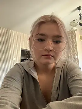 KimCarr online show from 04/02/26, 11:52