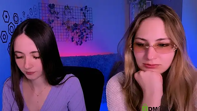 Snapshot of so_hot_rosalie chatting on 04/28/26, 01:16 so hot rosalie online show from 04/28/26, 01:16