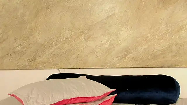 Isabelagomez2 online show from 04/08/26, 05:13