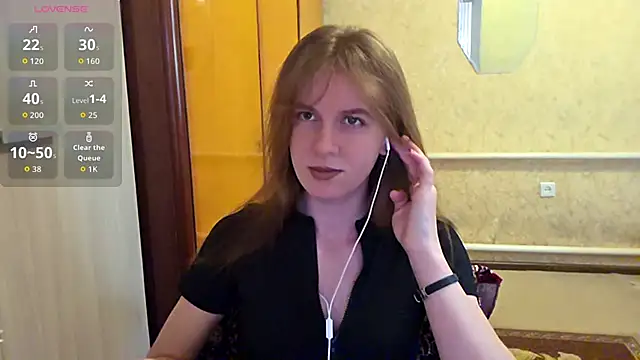 DonnaKuc online show from 05/12/26, 06:10