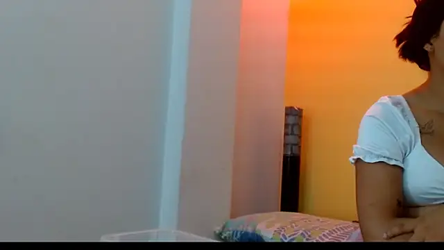 Snapshot of 18dulcegatita chatting on 04/01/26, 07:44 18dulcegatita online show from 04/01/26, 07:44