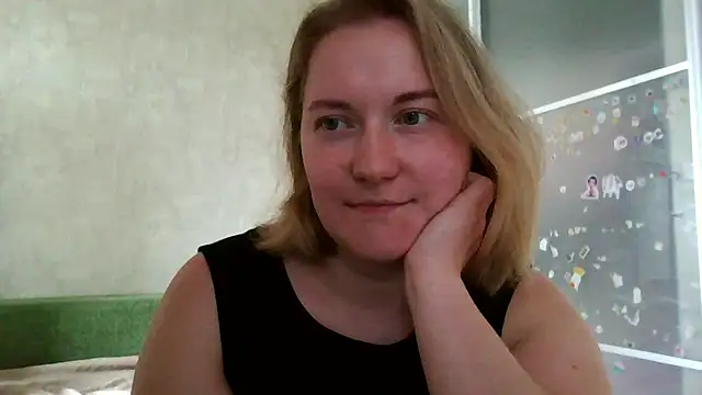 Snapshot of TinaKittyX chatting on 05/12/26, 11:29 TinaKittyX online show from 05/12/26, 11:29