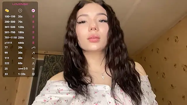 Snapshot of Barbie_Aria chatting on 04/19/26, 05:23 Barbie Aria online show from 04/19/26, 05:23