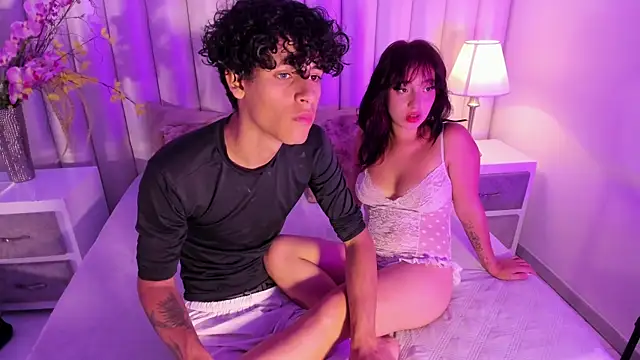 Snapshot of MiaAndFelim chatting on 04/07/26, 01:55 MiaAndFelim online show from 04/07/26, 01:55