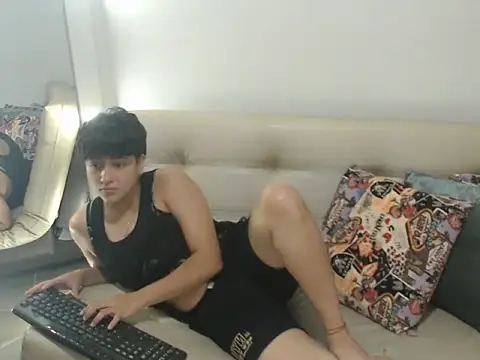 BlakeTaylor21 online show from 04/17/26, 05:32