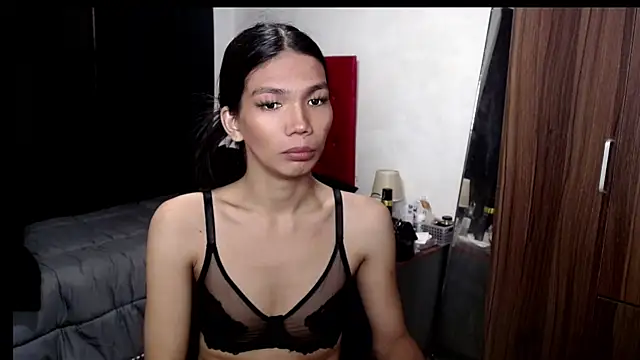 Snapshot of hikarilust23xx chatting on 05/22/26, 06:13 hikarilust23xx online show from 05/22/26, 06:13
