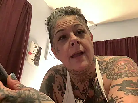 Kitty bang online show from 04/13/26, 09:15